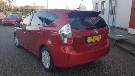 Toyota Prius Wagon - 1.8 Aspiration Navi l Trekhaak l Winterbanden - 1