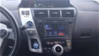Toyota Prius Wagon - 1.8 Aspiration Navi l Trekhaak l Winterbanden - 1 - Thumbnail