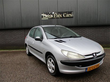 Peugeot 206 - 1.4 X-line - 1