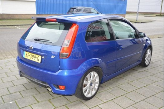 Ford Fiesta - 2.0-16V ST I Airco I Sport velgen I Dealer onderhouden - 1