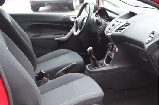 Ford Fiesta - 1.6 TDCi ECOnetic Lease (96pk) Airco /Elek. ramen + Spiegels /C.V. afstand /Radio /Blu - 1