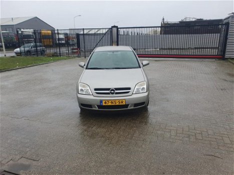 Opel Vectra - 1.8-16V Essentia - 1