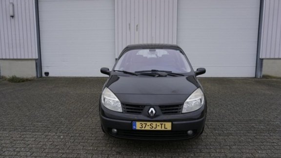 Renault Grand Scénic - 2.0-16V Expression Comfort 7 persoons volledig onderhoudshistorie - 1