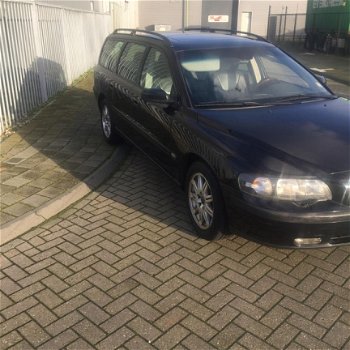 Volvo V70 - 2.4 D5 Geartronic Edition II - 1
