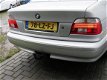 BMW 5-serie - 520i Lifestyle Edition Automaat YOUNGTIMER Trekhaak Gr Navi Leder/Stof Clima PDC - 1 - Thumbnail