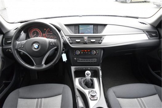 BMW X1 - sDrive18d Executive navi, bluetooth tel, trekhaak, cruise control - 1