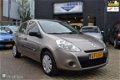 Renault Clio - - 1.2 TCe Special Line Navi, Airco, 5 Drs, All season banden, Apk 04-2020 - 1 - Thumbnail