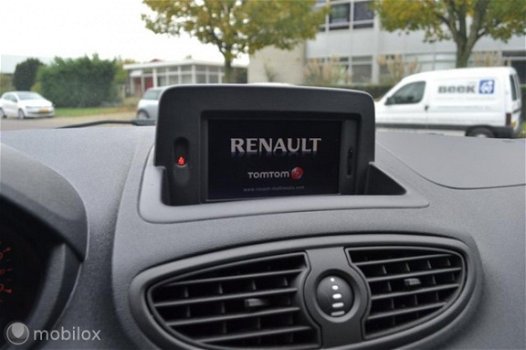 Renault Clio - - 1.2 TCe Special Line Navi, Airco, 5 Drs, All season banden, Apk 04-2020 - 1