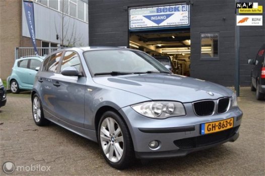 BMW 1-serie - - 118d High Executive Clima, Stoel Verwarming, Trekhaak afn, Apk 11-2020 Nette Auto - 1