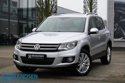 Volkswagen Tiguan - 2.0 TDI Sport&Style 4Motion -Panoramadak-Leder - 1