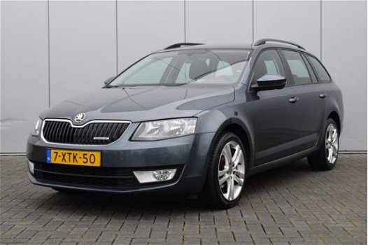 Skoda Octavia Combi - 1.6 TDI Greenline Businessline Navi Ecc Cruise Pdc - 1