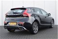 Volvo V40 - 2.0 D2 R-Design Business Pack/Connect Winterline - 1 - Thumbnail