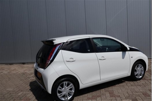 Toyota Aygo - 1.0 VVT-i x-sport - 1