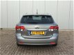 Toyota Avensis Wagon - 1.8 VVTi Business - 1 - Thumbnail