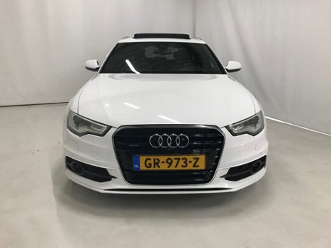 Audi A6 Avant - 3.0 TDI quattro 2X S Line Pano Luchtv 20 Inch Trekhaak Bose Enz - 1