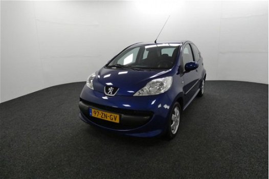 Peugeot 107 - 1.0-12V XS - 1