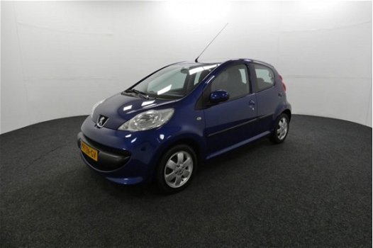 Peugeot 107 - 1.0-12V XS - 1