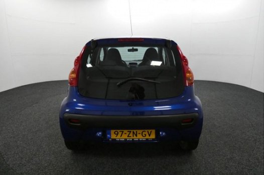 Peugeot 107 - 1.0-12V XS - 1