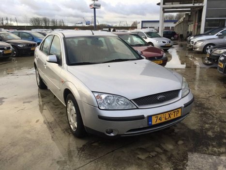 Ford Mondeo - 1.8 AMBIENTE - 1