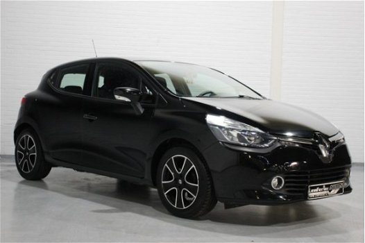 Renault Clio - 1.5 dCi ECO Night&Day 90pk Cruise Control, Airco, Navi, LMV - 1