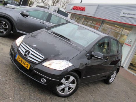 Mercedes-Benz A-klasse - BlueEF. Bsn. Avantgarde / Cruise / PDC / Airco - 1