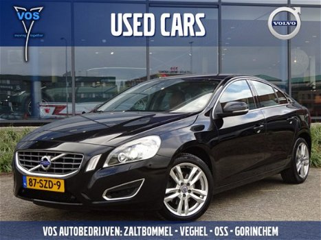 Volvo S60 - D2 SUMMUM | Xenon verlichting | Trekhaak | Lederen bekleding - 1