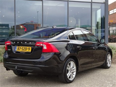 Volvo S60 - D2 SUMMUM | Xenon verlichting | Trekhaak | Lederen bekleding - 1