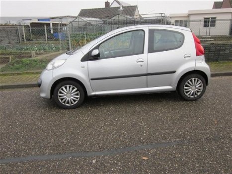 Peugeot 107 - 1.0-12V XS AUTO IS VOORZIEN VAN NIEUWE KOPPELING - 1