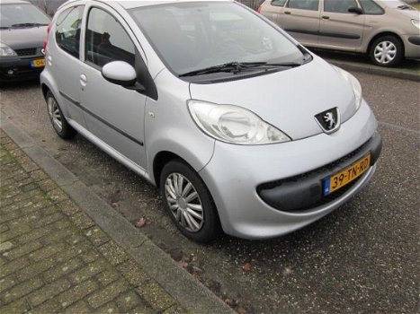 Peugeot 107 - 1.0-12V XS AUTO IS VOORZIEN VAN NIEUWE KOPPELING - 1