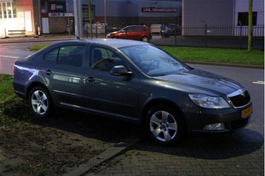 Skoda Octavia - 1.2 TSI Ambition Business Line NAVI / CLIMA * Als Nieuw * * TOPPER - 1