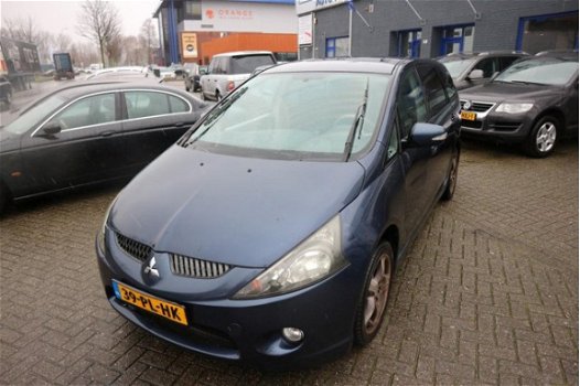 Mitsubishi Grandis - 2.4-16V Intense 7 PERS / APK 10-20 / Rijdt goed / - 1