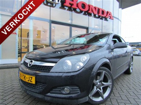 Opel Astra TwinTop - 1.8 16V AUT Cosmo, LEDER, PDC, STOELVERWARMING, XENON - 1