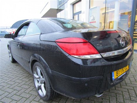 Opel Astra TwinTop - 1.8 16V AUT Cosmo, LEDER, PDC, STOELVERWARMING, XENON - 1