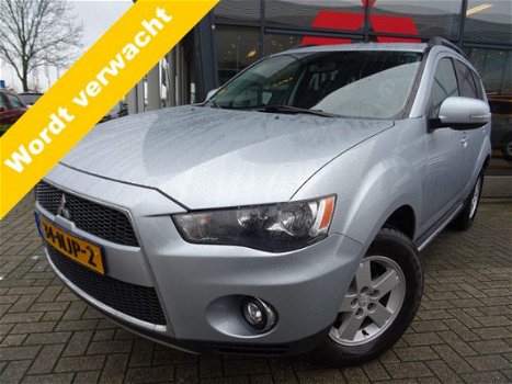 Mitsubishi Outlander - 2.0 Intro Edition *CVT AUTOMAAT* CLIMATE CONTROL*CRUISE CONTROL* 1e EIGENAAR* - 1