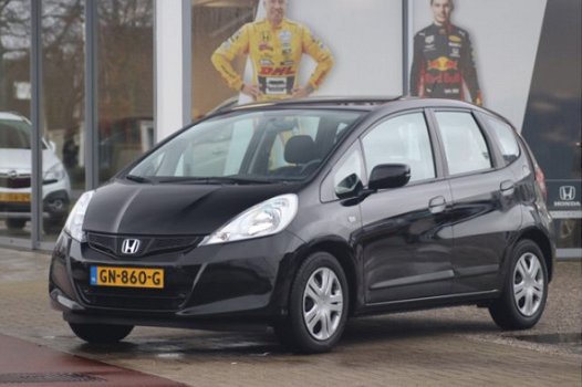 Honda Jazz - 1.2 Trend - All in rijklaarprijs | Dealer ond. | Trekhaak - 1