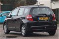 Honda Jazz - 1.2 Trend - All in rijklaarprijs | Dealer ond. | Trekhaak - 1 - Thumbnail