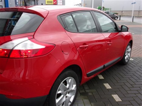 Renault Mégane - 1.5 DCI 110 HB Expression - 1