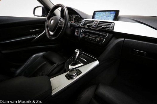 BMW 3-serie Touring - 316i Executive Sport | XENON | LEDER | CLIMA | CRUISE | NAVI | PDC | TREKHAAK - 1