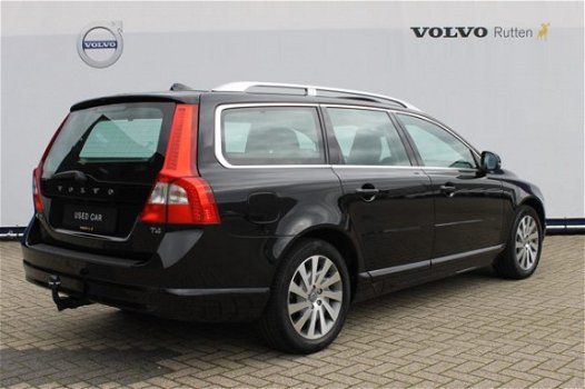 Volvo V70 - T4 180pk automaat / lederen bekleding / schuif kanteldak / trekh - 1