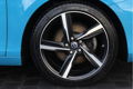 Volvo V40 - R-design T4 | Stoelverwarming | Navi | Xenon|Clima - 1 - Thumbnail