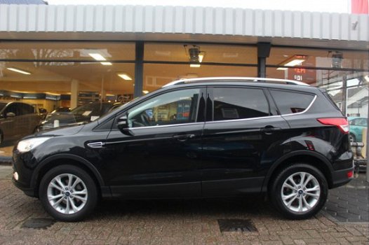 Ford Kuga - 1.6 EcoBoost Titanium Plus 150pk 6-bak FULL OPTIONS TREKHAAK NAVI, ELEC. ACHTERKLEP ETC. - 1