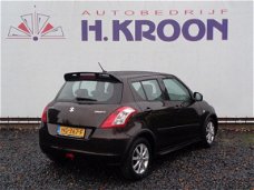 Suzuki Swift - 1.2 Dynamic EASSS , Spoiler, Dealer onderhouden, 1e eigenaar, tot 10 jaar garantie