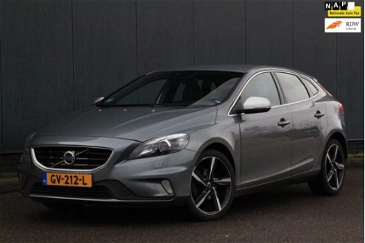 Volvo V40 - 2.0 D2 R-Design Navigatie/Parkeersensor/18