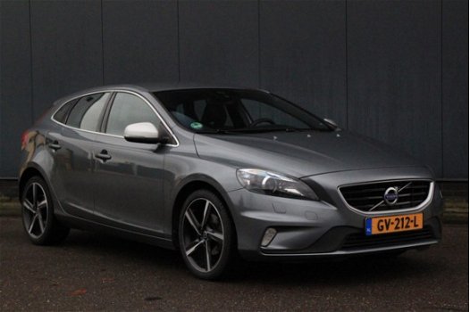 Volvo V40 - 2.0 D2 R-Design Navigatie/Parkeersensor/18