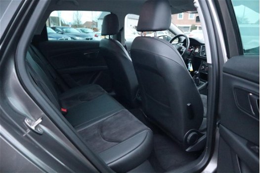 Seat Leon ST - 1.6 TDI Style Business Ecomotive | Leder / Alcantara | Xenon / LED | Navigatie | Clim - 1