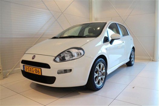 Fiat Punto - 0.9 TwinAir 85pk 5d Edizione Cool | AIRCO | LICHTMETALEN VELGEN - 1