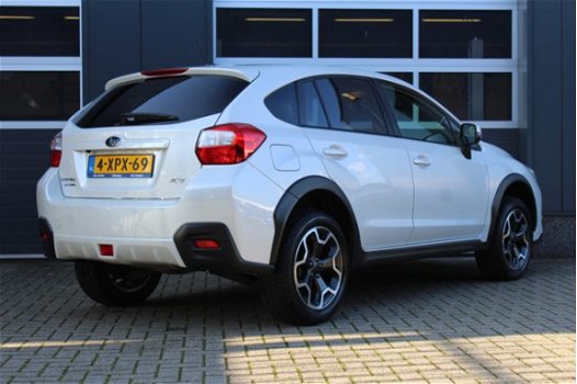 Subaru XV - 2.0i Luxury Plus AWD Automaat | Xenon | Navigatie | Climate control | Cruise control | - 1