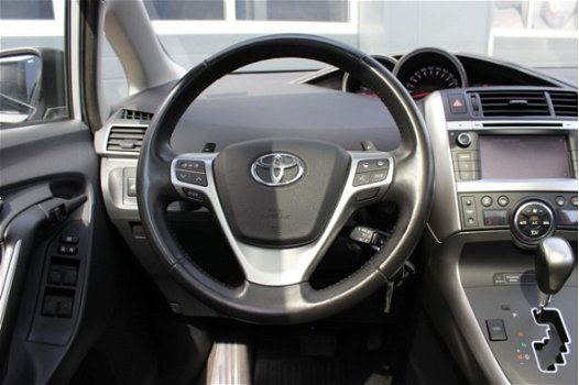 Toyota Verso - 1.8 VVT-i Business Automaat | Trekhaak | Panoramadak | Navigatie | Climate Control | - 1