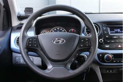 Hyundai i10 - 1.0i i-Motion Comfort | Climate control | Cruise control | Stootlijsten | - 1