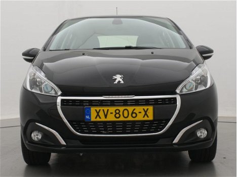 Peugeot 208 - 1.2 82pk Signature | Navigatie | Airco | Parkeersensoren | Regensensor | Cruise Contro - 1